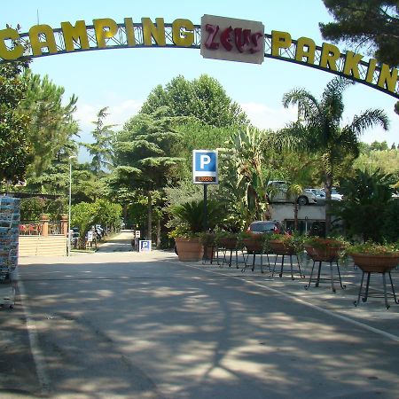 Camping Zeus Pompeya Exterior foto